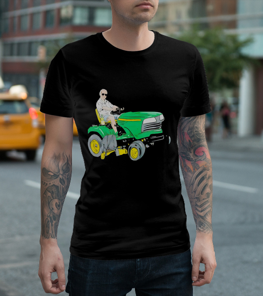 George Jones No Show Jones Riding Green Tractor T-Shirt