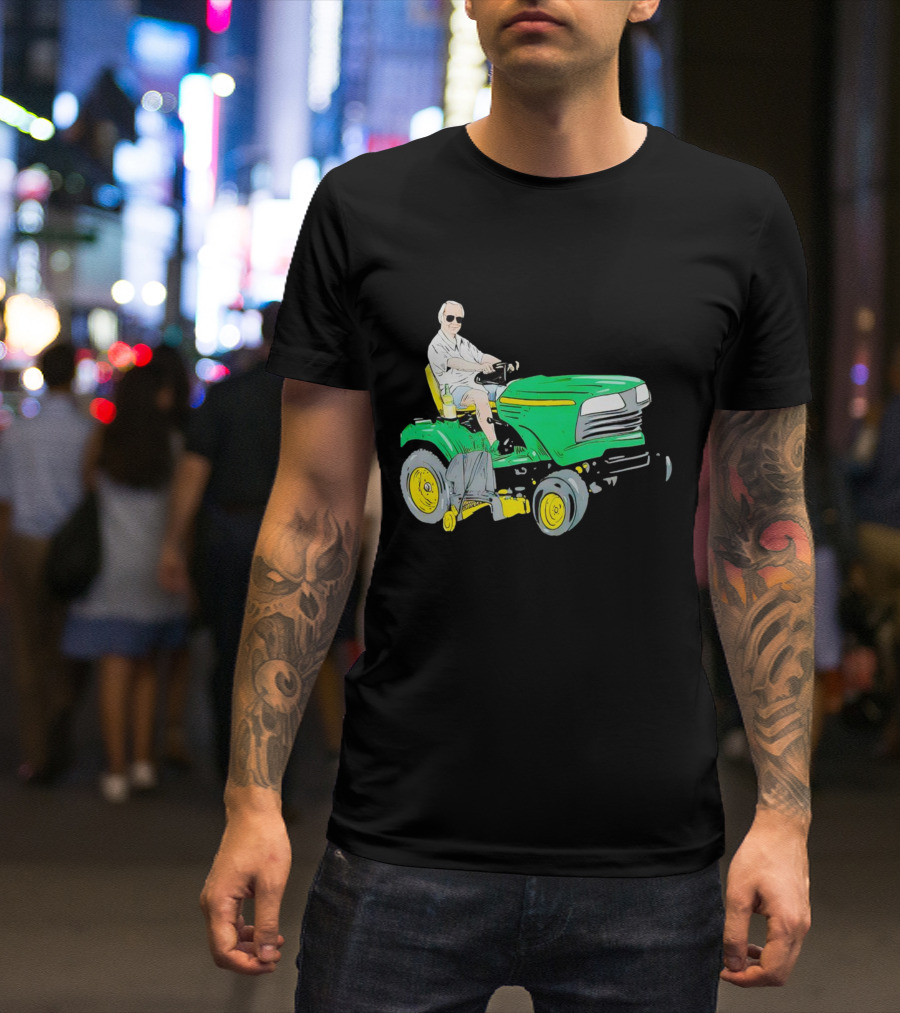 George Jones No Show Jones Riding Green Tractor T-Shirt