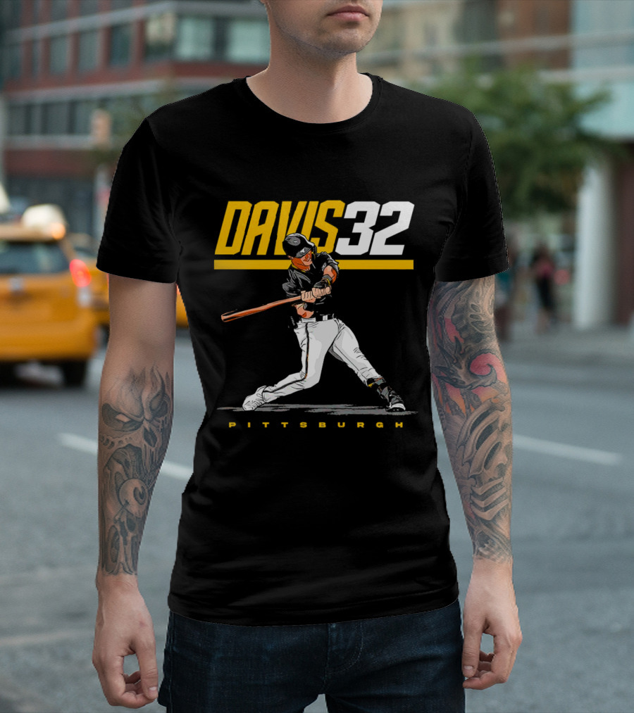 Davis 32 Pittsburgh Baseball Player Swinging Bat T-Shirt