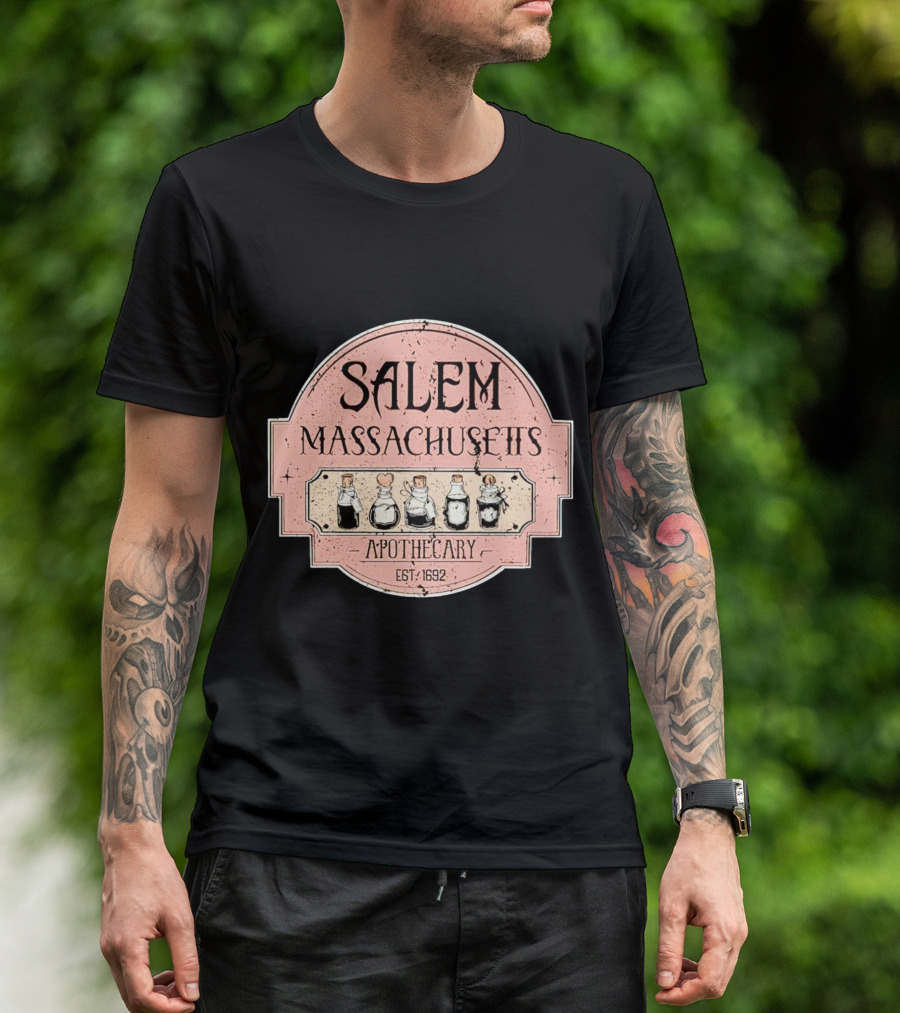 Salem Massachusetts Apothecary Est. 1692 Halloween T-Shirt
