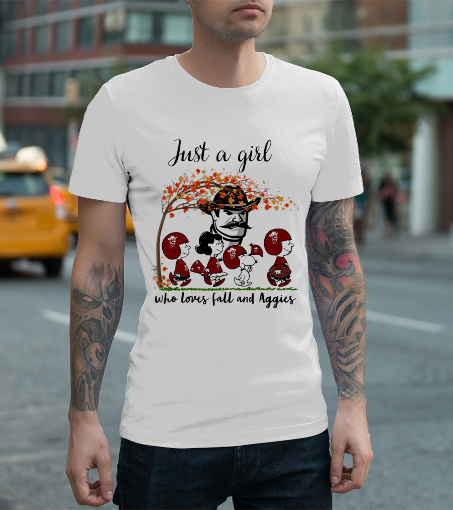 Just A Girl Who Loves Fall And Aggies Peanuts Cartoon T-Shirt