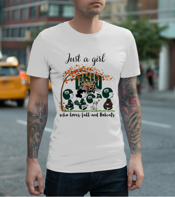 Just A Girl Who Loves Fall And Ohio Bobcats Peanuts Cartoon T-Shirt