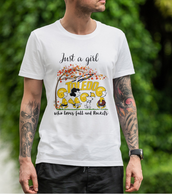 Just A Girl Who Loves Fall And Toledo Rockets Peanuts Cartoon T-Shirt