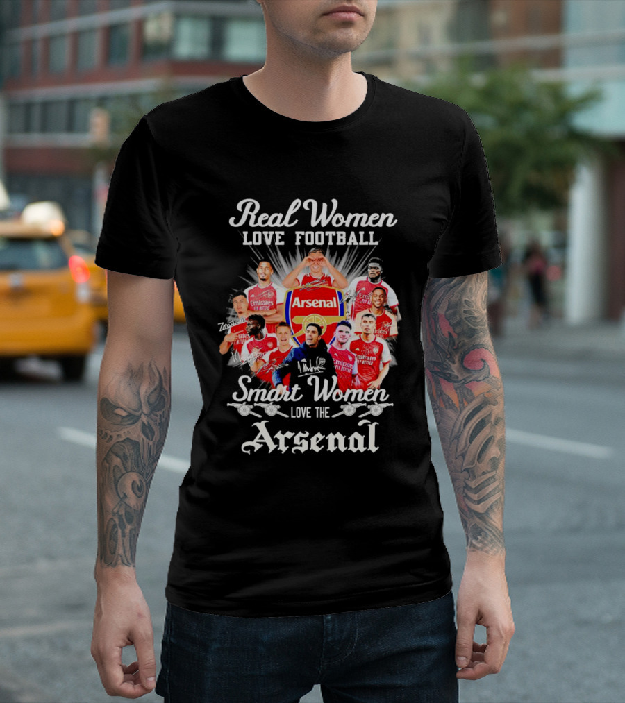 Real Women Love Football Smart Women Love the Arsenal FC Signatures Players Jersey Fan T-Shirt