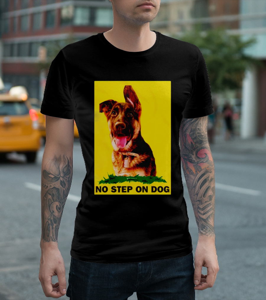 NO STEP ON DOG German Shepherd Yellow Background T-Shirt