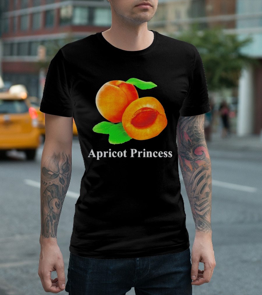 Apricot Princess Fruit Illustration With Leaf Detailing T-Shirt