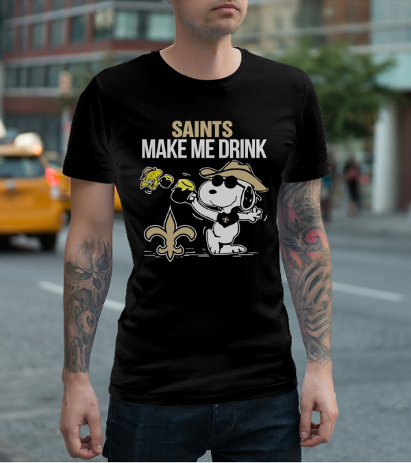 Snoopy Saints Make Me Drink With Football Logo And Hat T-Shirt