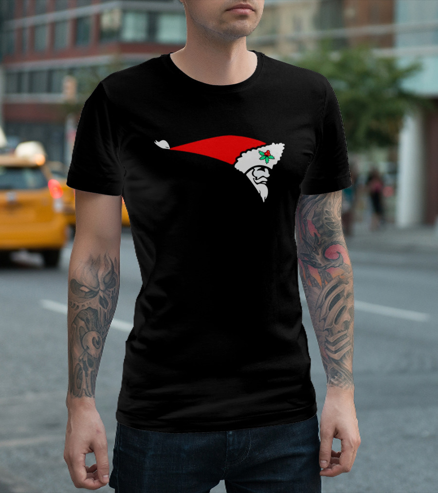 New England Patriots Santa Hat Christmas Day T-Shirt