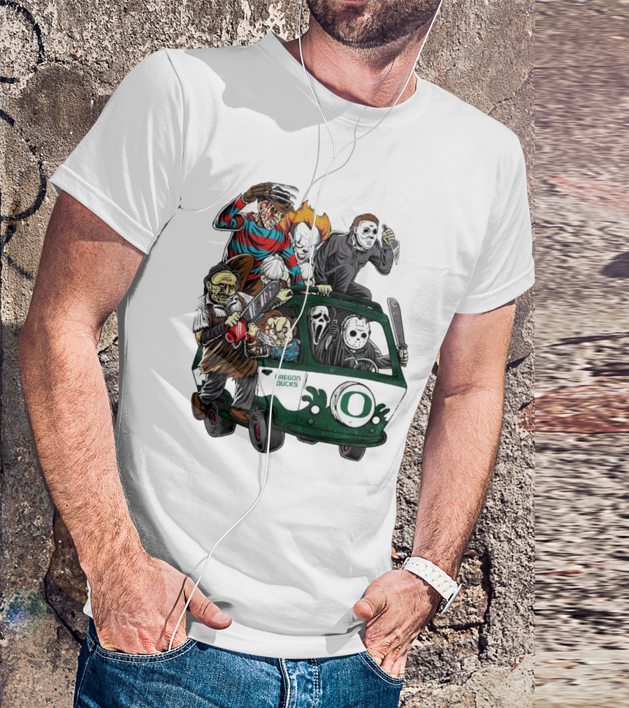 Oregon Ducks Horror Characters Bus Halloween Freddy Jason Michael Myers Pennywise Mask T-Shirt