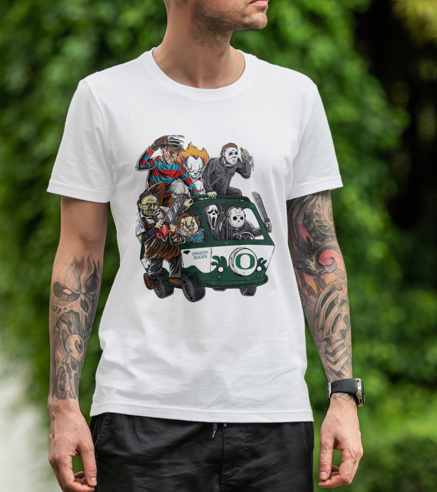 Oregon Ducks Horror Characters Bus Halloween Freddy Jason Michael Myers Pennywise Mask T-Shirt