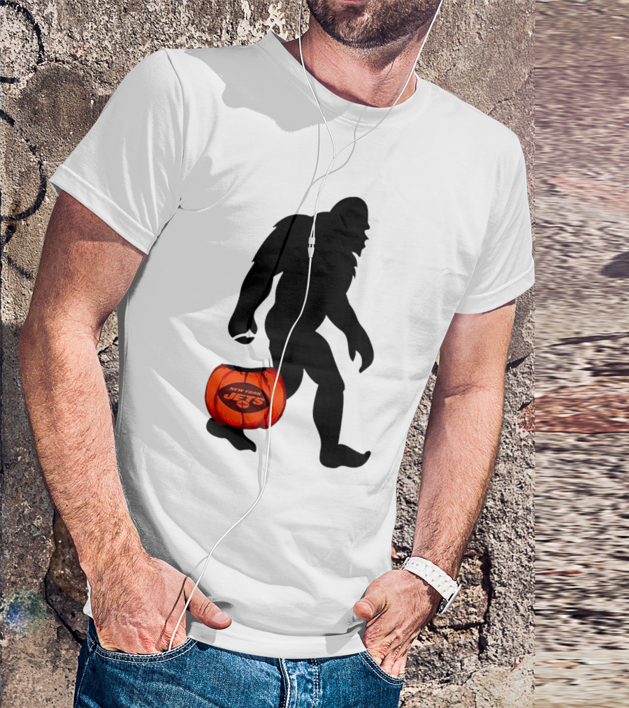 New York Jets Bigfoot Halloween Pumpkin T-Shirt