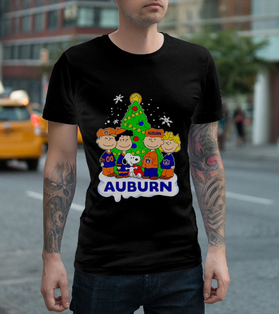 Auburn Tigers Peanuts Characters Christmas Tree Snoopy Charlie Brown Woodstock T-Shirt