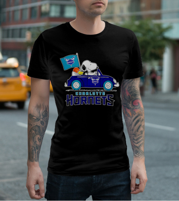 Charlotte Hornets Snoopy Dog Driving Car With Flag T-Shirt