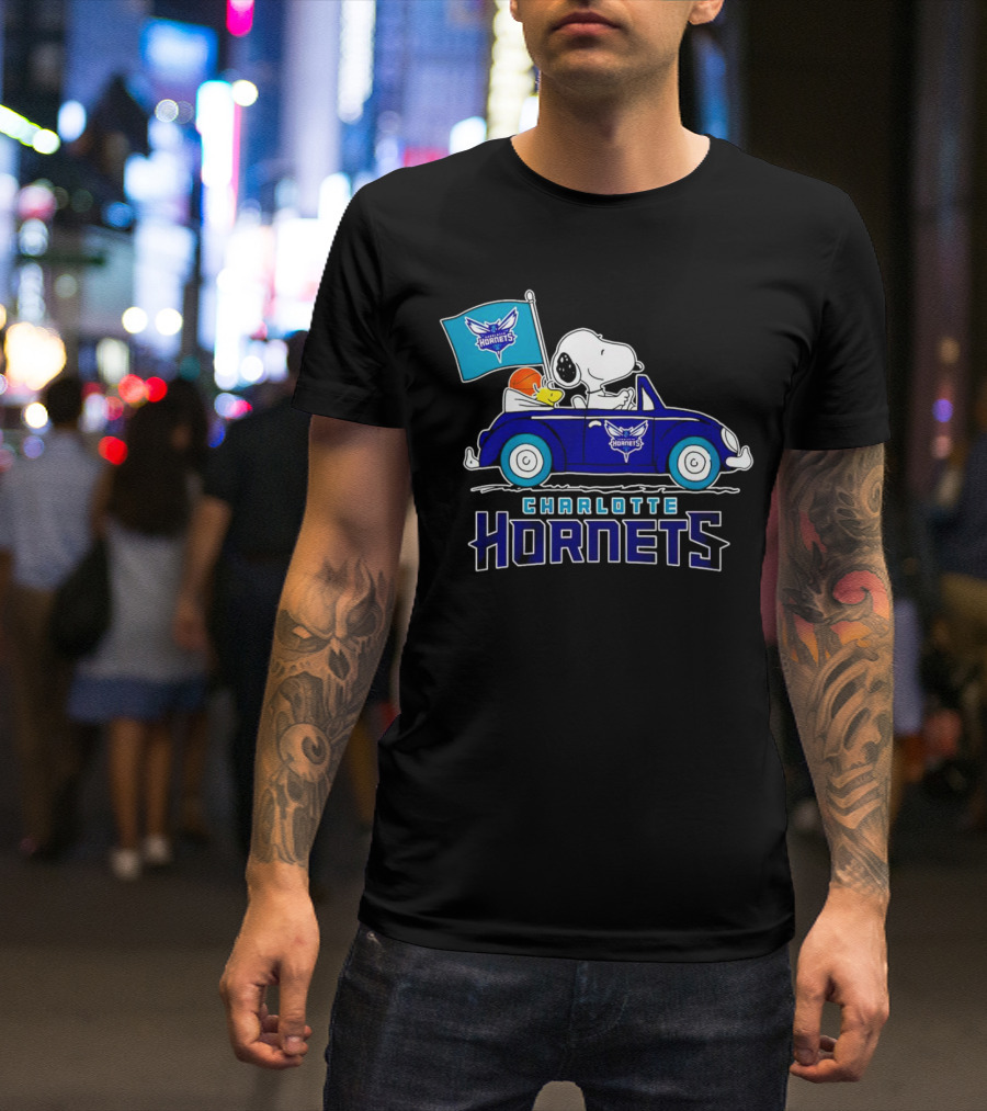 Charlotte Hornets Snoopy Dog Driving Car With Flag T-Shirt