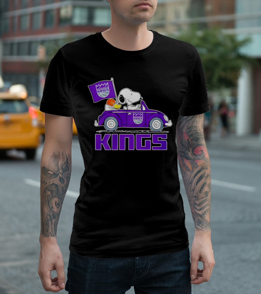Sacramento Kings Snoopy Dog Driving Car With Flag And Basketball T-Shirt