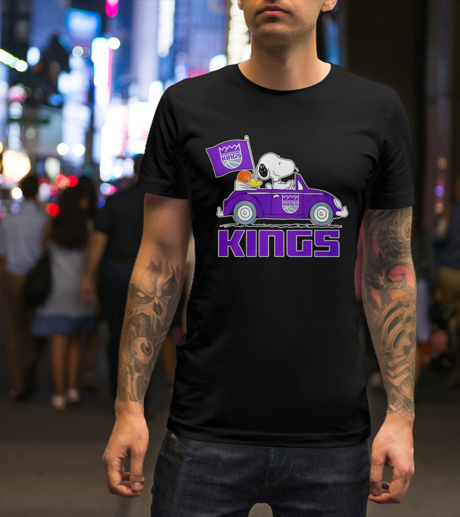 Sacramento Kings Snoopy Dog Driving Car With Flag And Basketball T-Shirt