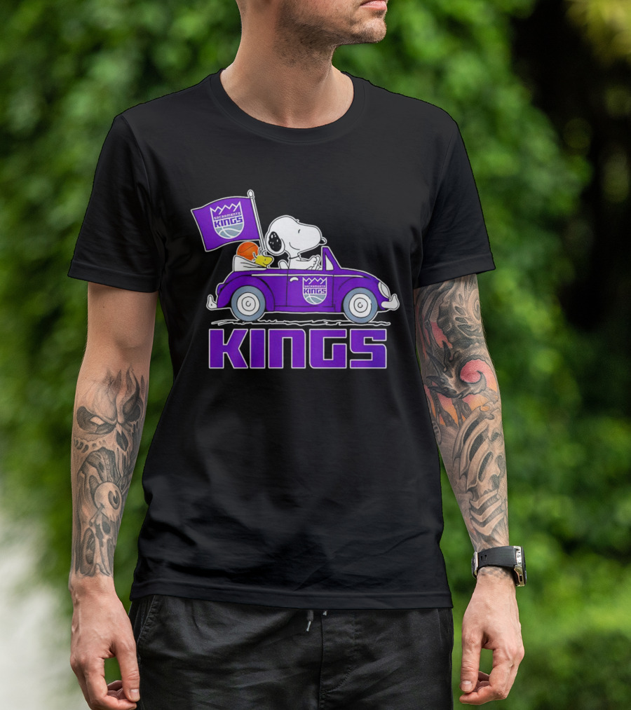 Sacramento Kings Snoopy Dog Driving Car With Flag And Basketball T-Shirt