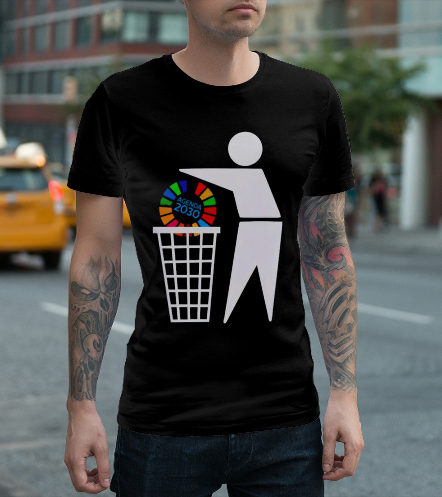 Bin Agenda 2030 Global Goals Symbol in Trash T-Shirt