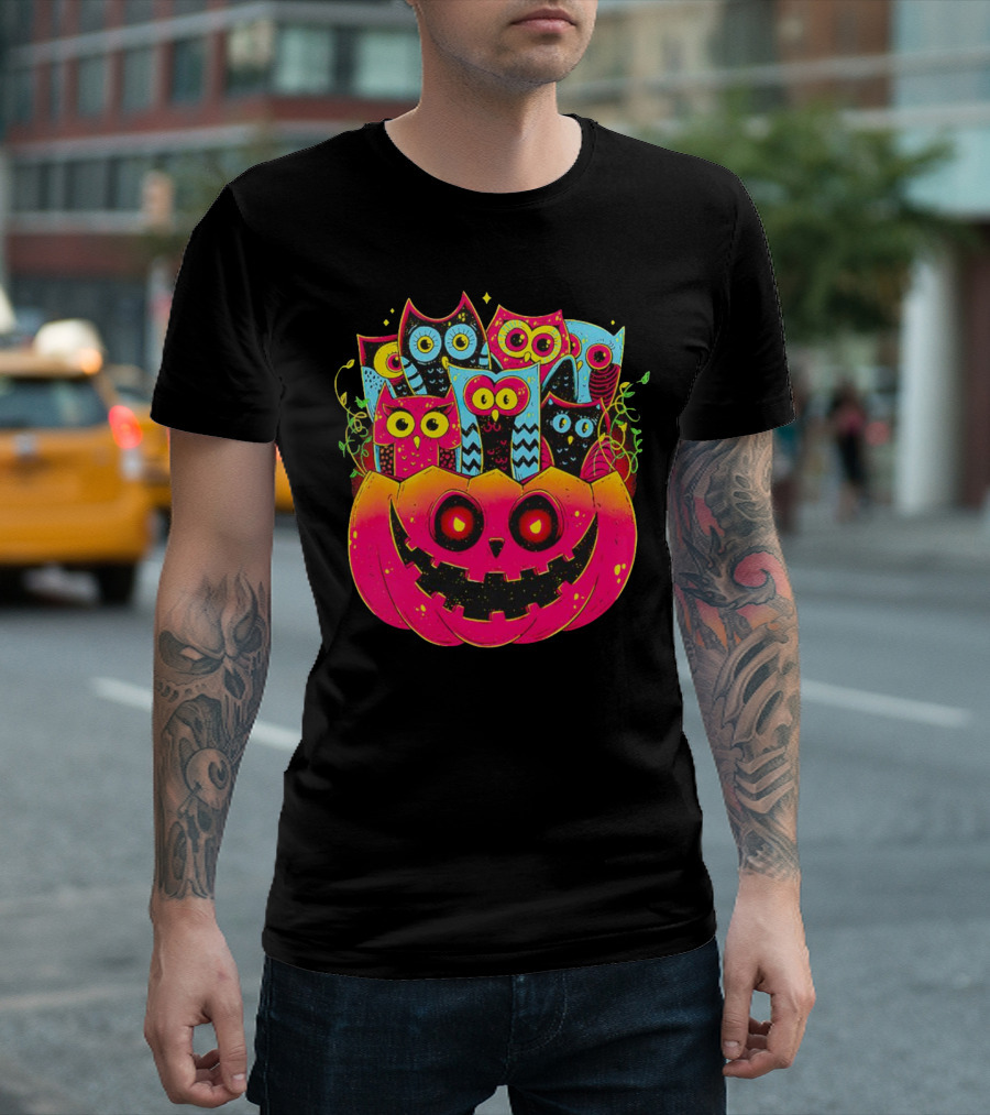 Neon Owls in Jack-o'-Lantern Halloween Party T-Shirt