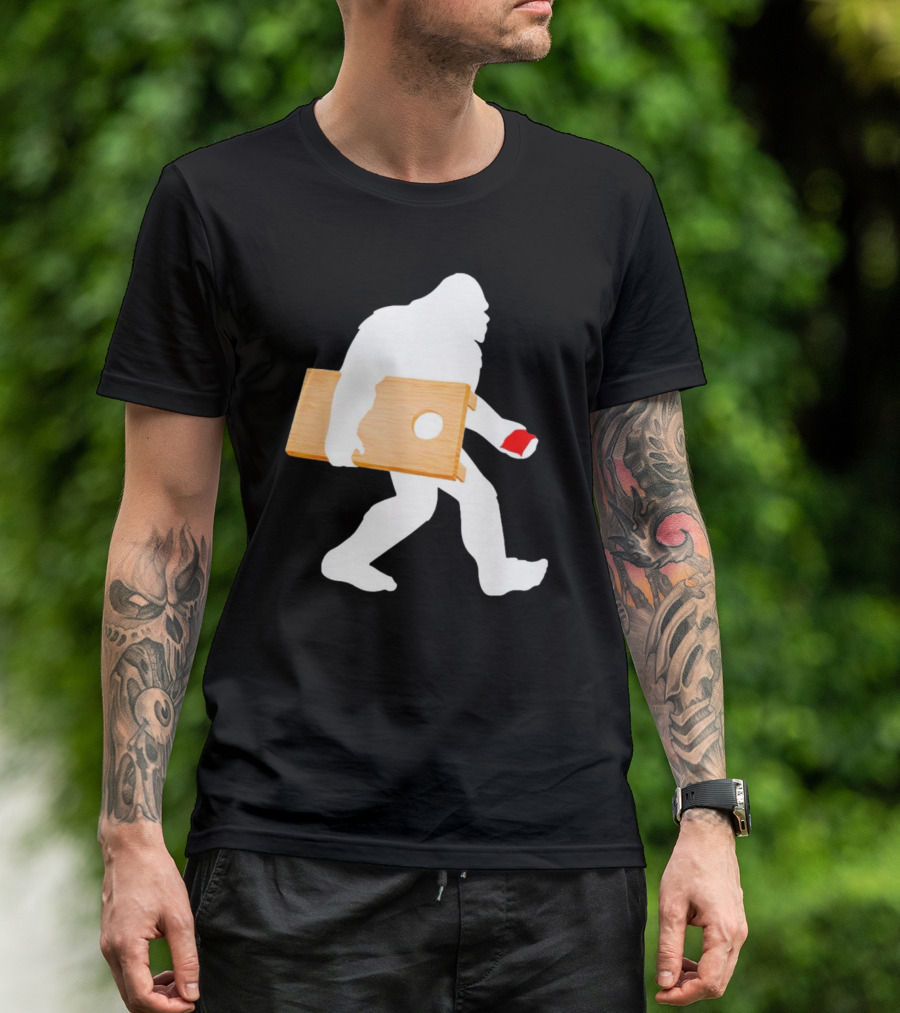 Bigfoot Cornhole Players Lawn Game Silhouette With Red Cup T-Shirt