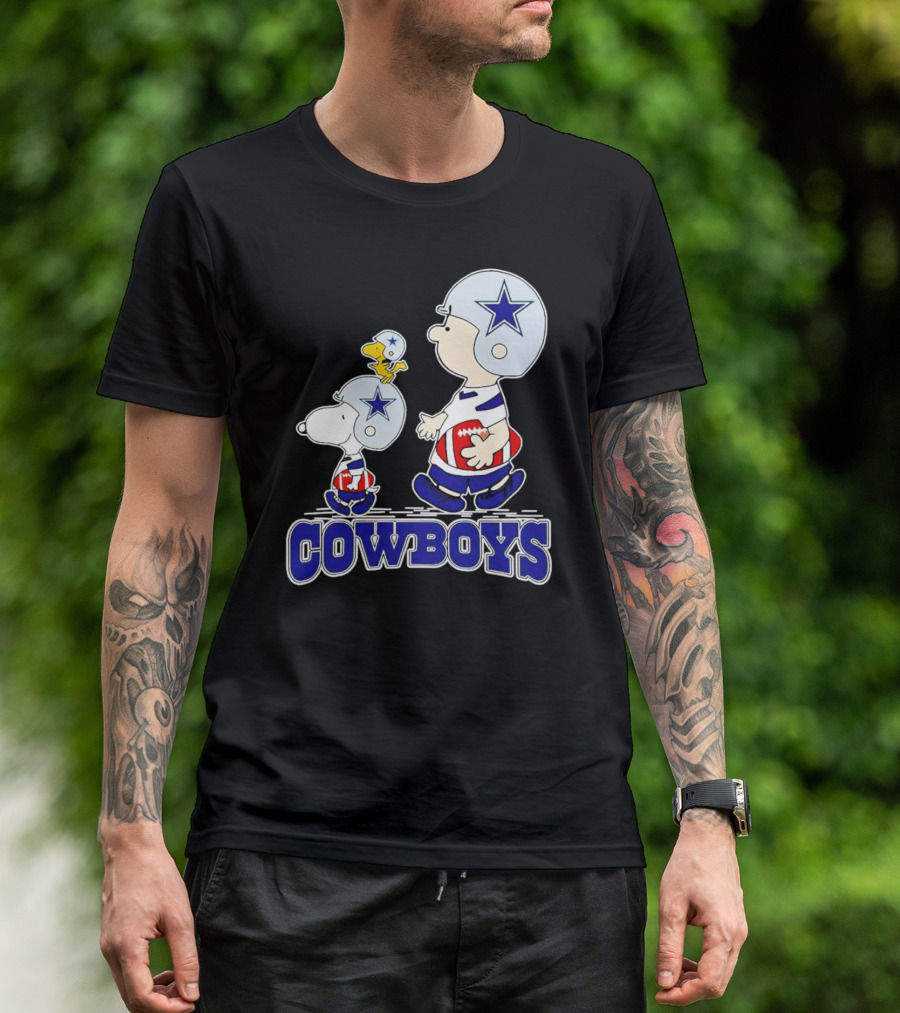 Dallas Cowboys Snoopy Charlie Brown Woodstock Football Helmets T-Shirt