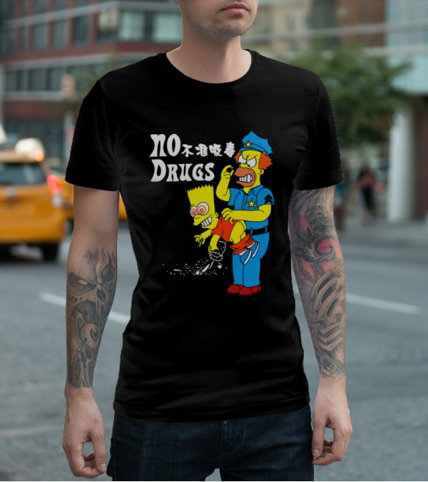 NO DRUGS The Simpson Police Officer抓住Bart Simpson不准吸毒 T-Shirt
