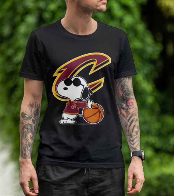 Snoopy Peanuts Cleveland Cavaliers NBA Basketball T-Shirt