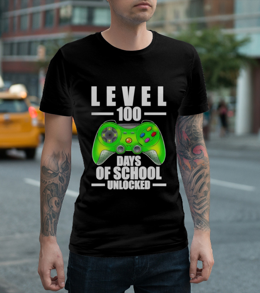 LEVEL 100 DAYS OF SCHOOL UNLOCKED GAMING CONTROLLER T-Shirt