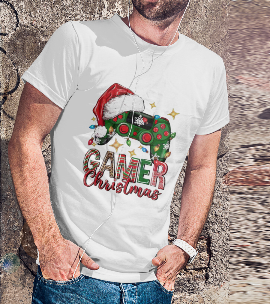 Gamer Christmas Santa Hat Game Controller Holiday Lights T-Shirt