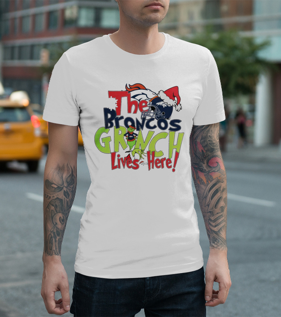 The Broncos Grinch Lives Here Christmas Denver Broncos Santa Hat Helmet T-Shirt