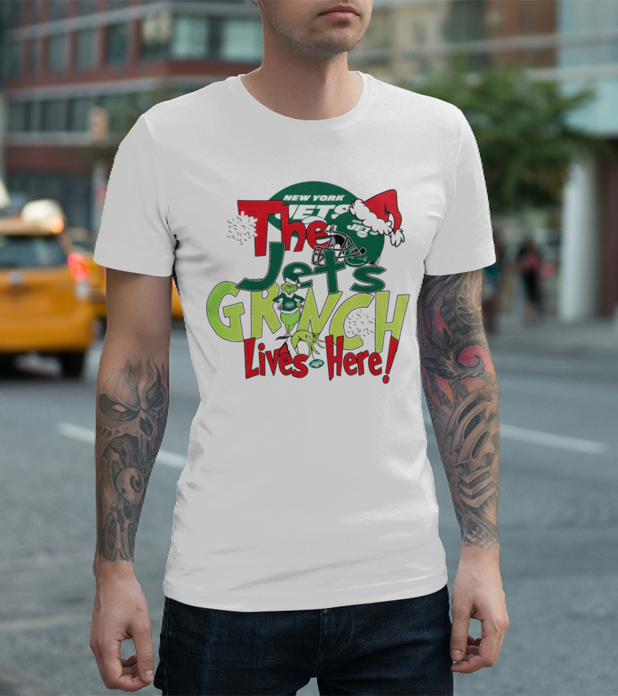 The New York Jets Grinch Lives Here Christmas Festive T-Shirt