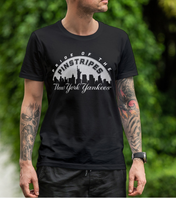 Pride Of The Pinstripes New York Yankees Skyline T-Shirt