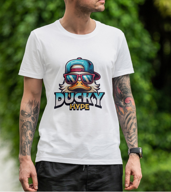 Ducky Hype Dddemack Duck Gaming Esports T-Shirt