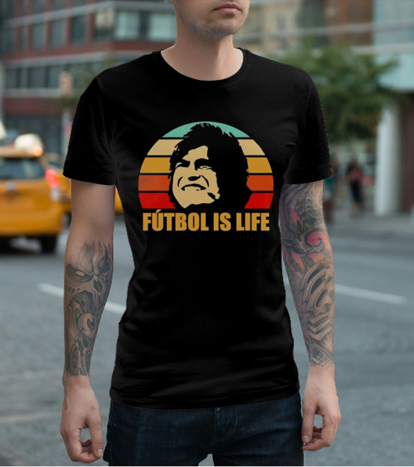 Fútbol Is Life Vintage Retro Sunset T-Shirt