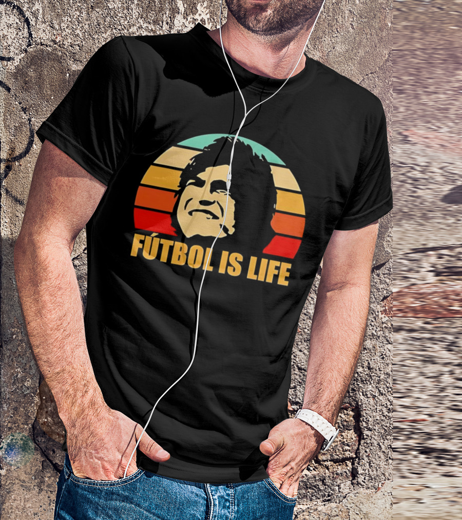 Fútbol Is Life Vintage Retro Sunset T-Shirt