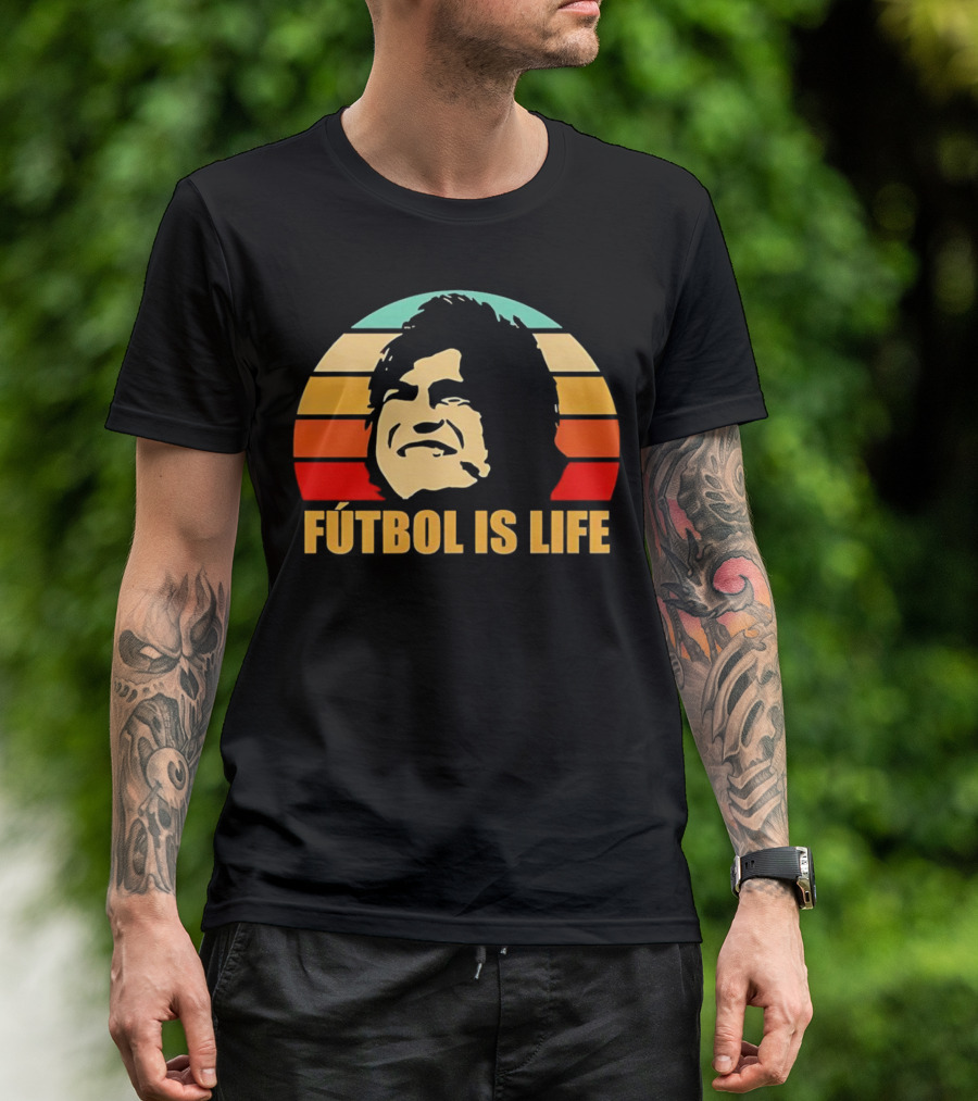 Fútbol Is Life Vintage Retro Sunset T-Shirt