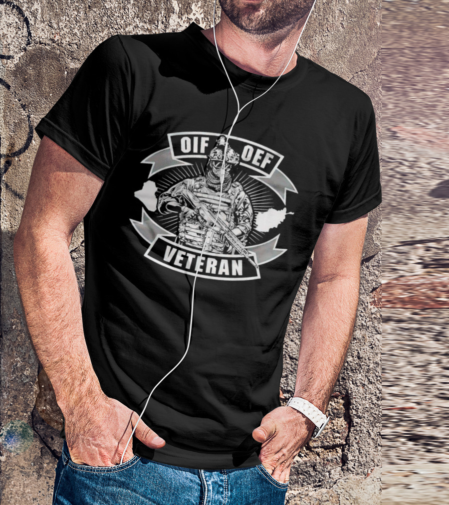 OIF OEF Veteran Soldier With Rifles And Maps T-Shirt