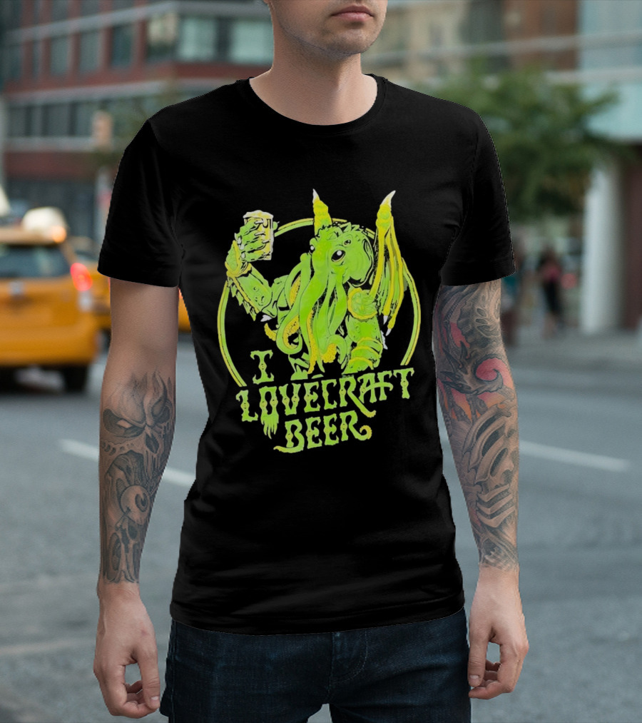 Cthulhu I Love Craft Beer Green Creature Holding Mug T-Shirt