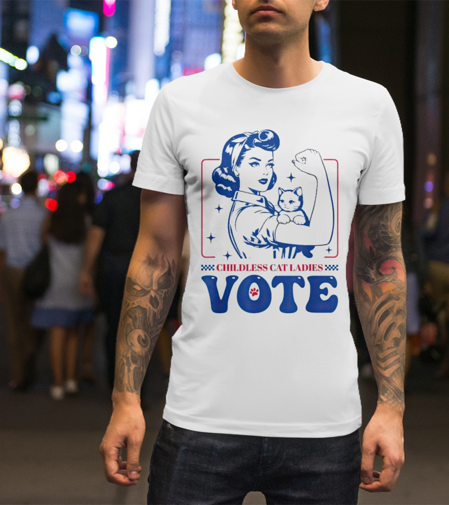 Kamala Harris Women Strong 2024 Childless Cat Ladies Vote T-Shirt