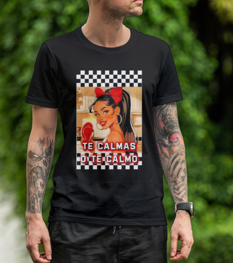 Te Calmas O Te Calmo Red Bandana Woman With Checkered Border T-Shirt