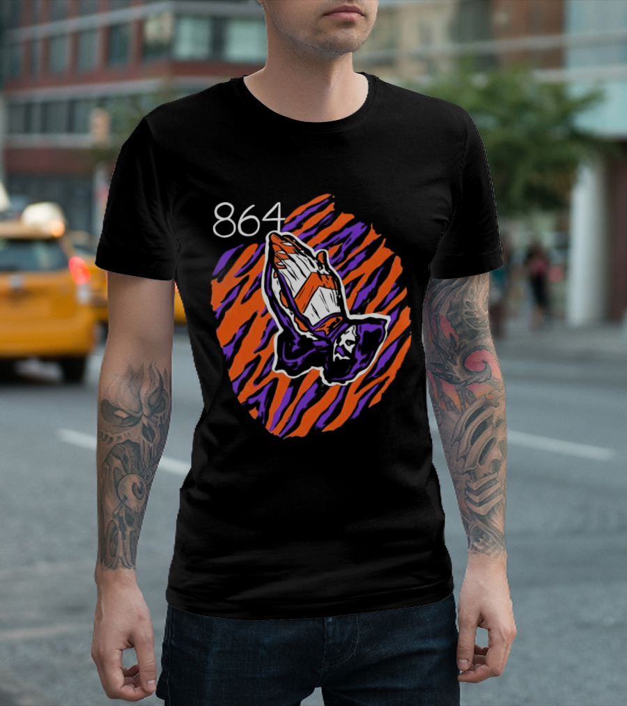 864 Clemson Tigers Praying Hands Football T-Shirt