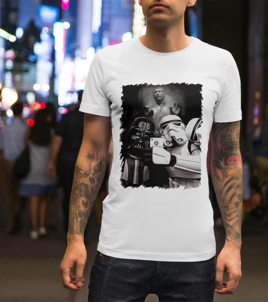 Star Wars Darth Vader And Stormtrooper Taking Selfie With Han Solo Frozen In Carbonite T-Shirt
