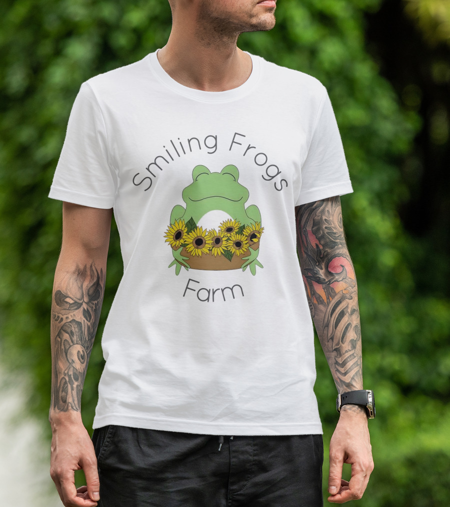 Smiling Frogs Farm Sunflowers Frogs T-Shirt