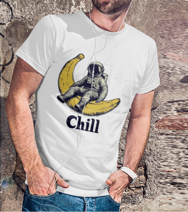 Astronaut Chill Sit On Moon Banana T-Shirt