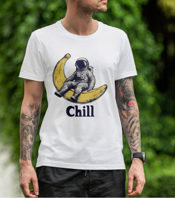 Astronaut Chill Sit On Moon Banana T-Shirt