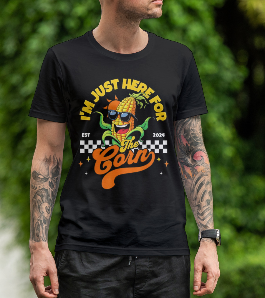 I'm Just Here For The Corn 2024 Sunglasses Corn With Checkered Background T-Shirt