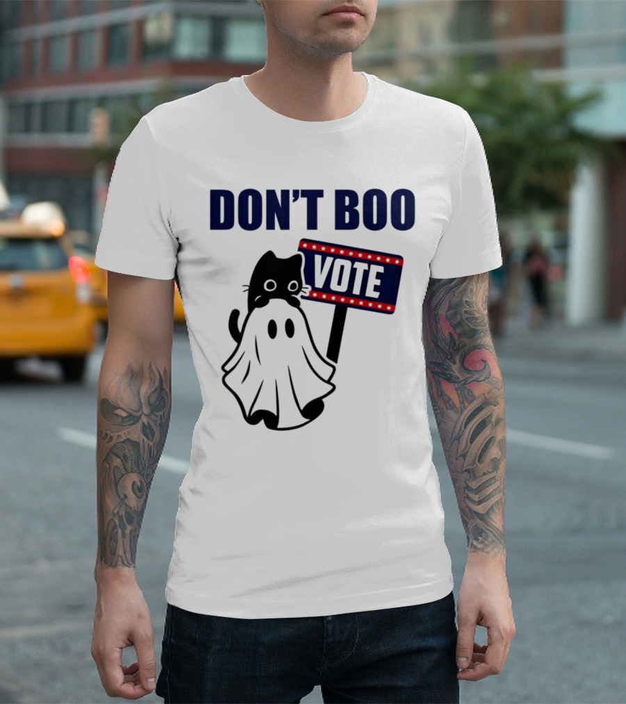 DON’T BOO VOTE 2024 Black Cat Ghost Holding Red White Blue Sign T-Shirt