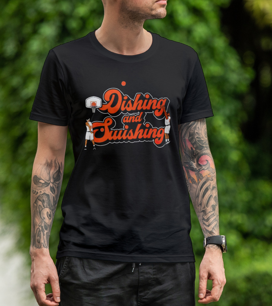 New York Knicks Dishing And Swishing Players And Basketball Hoop T-Shirt