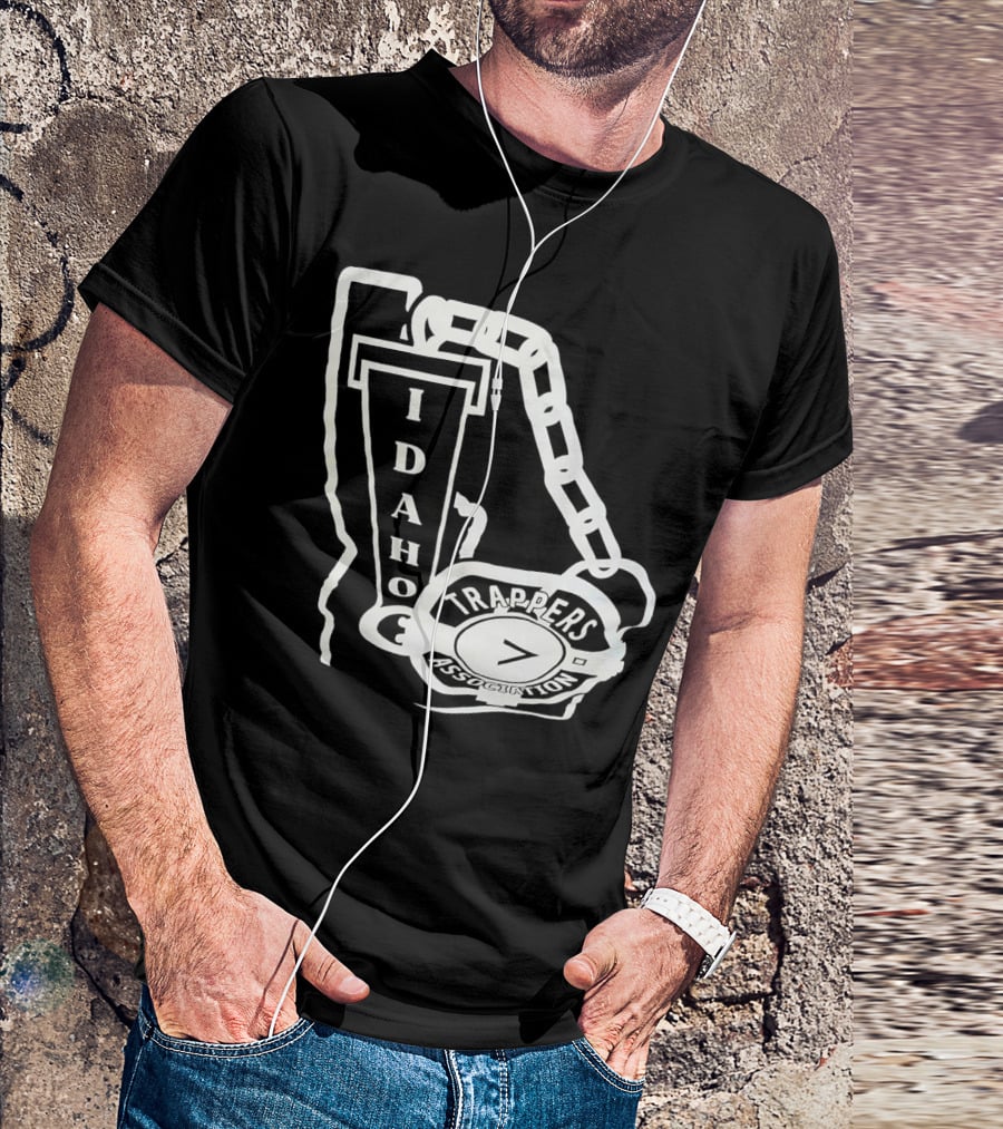 Idaho Trappers Association Logo With Trapper Symbol And Chain T-Shirt