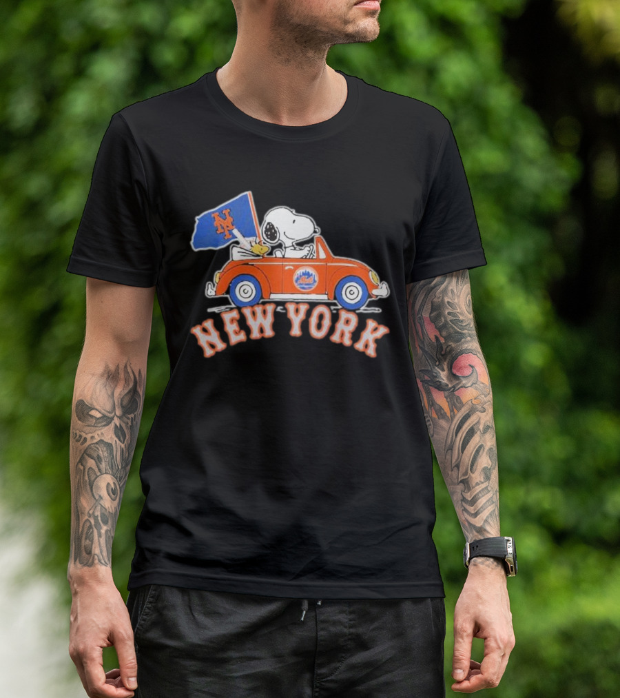 Snoopy Driving Car With New York Mets Flag T-Shirt